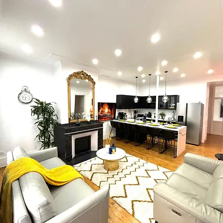 Apartamento Chez Claire 4- Place Capitole 122m2, Clim