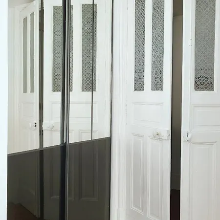 Chez Claire 4- Place Capitole 122m2, Clim Апартаменты