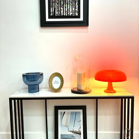 Chez Claire 4- Place Capitole 122m2, Clim דירה