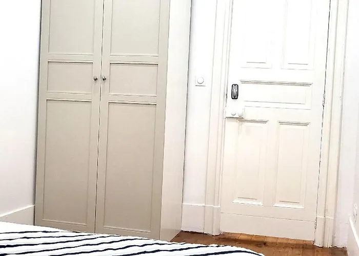 Chez Claire 4- Place Capitole 122m2, Clim *