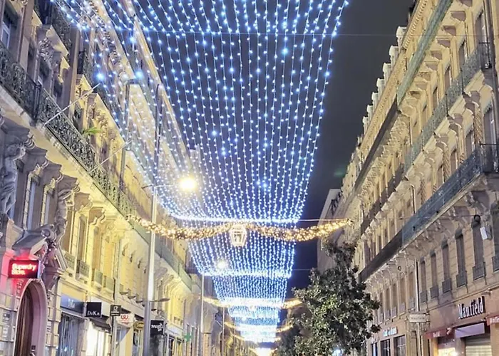 Chez Claire 4- Place Capitole 122m2, Clim * Toulouse